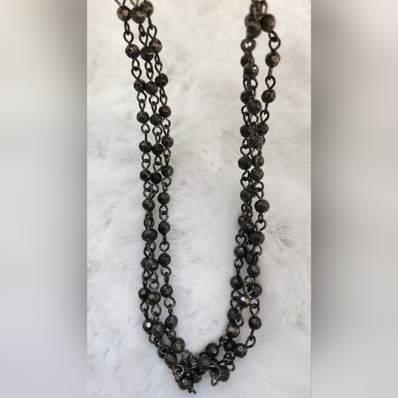 Claire's 3 Strand Necklace - Picture 5 of 5